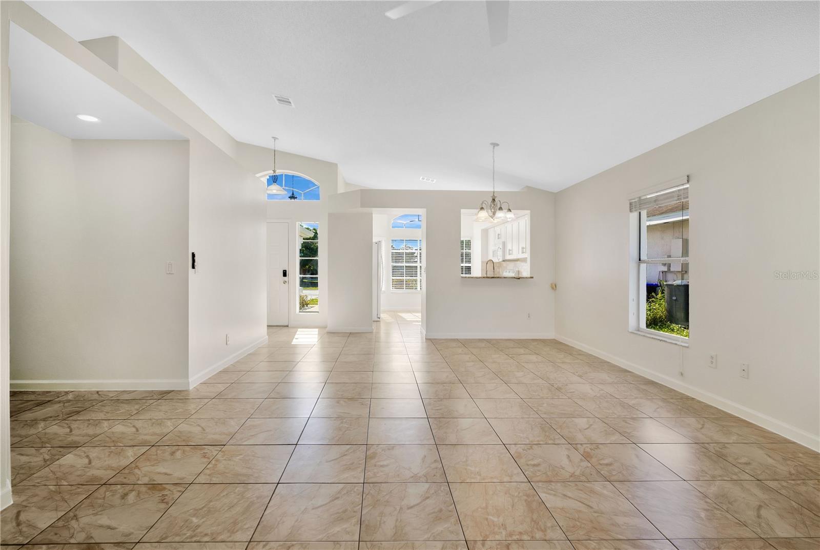 1538 AVLEIGH CIR, ORLANDO, FL, 32824