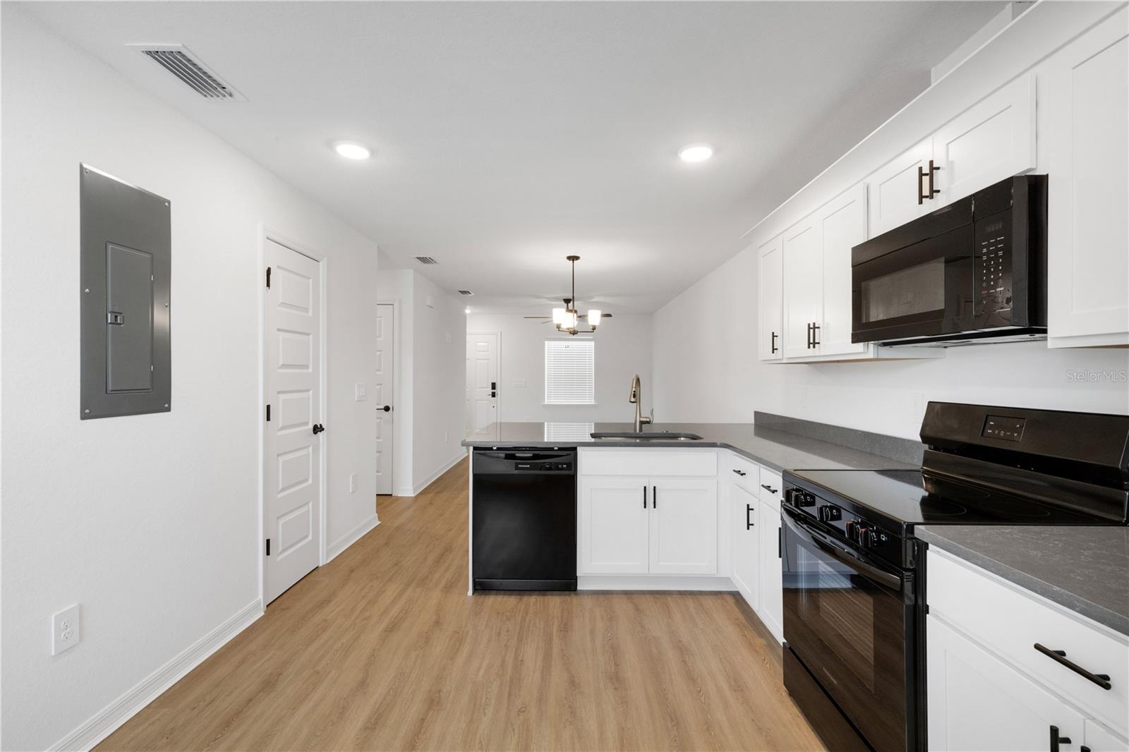 902 / 904 CAPTIVA PT, LAKELAND, FL, 33801