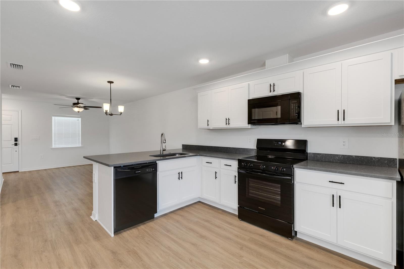 902 / 904 CAPTIVA PT, LAKELAND, FL, 33801