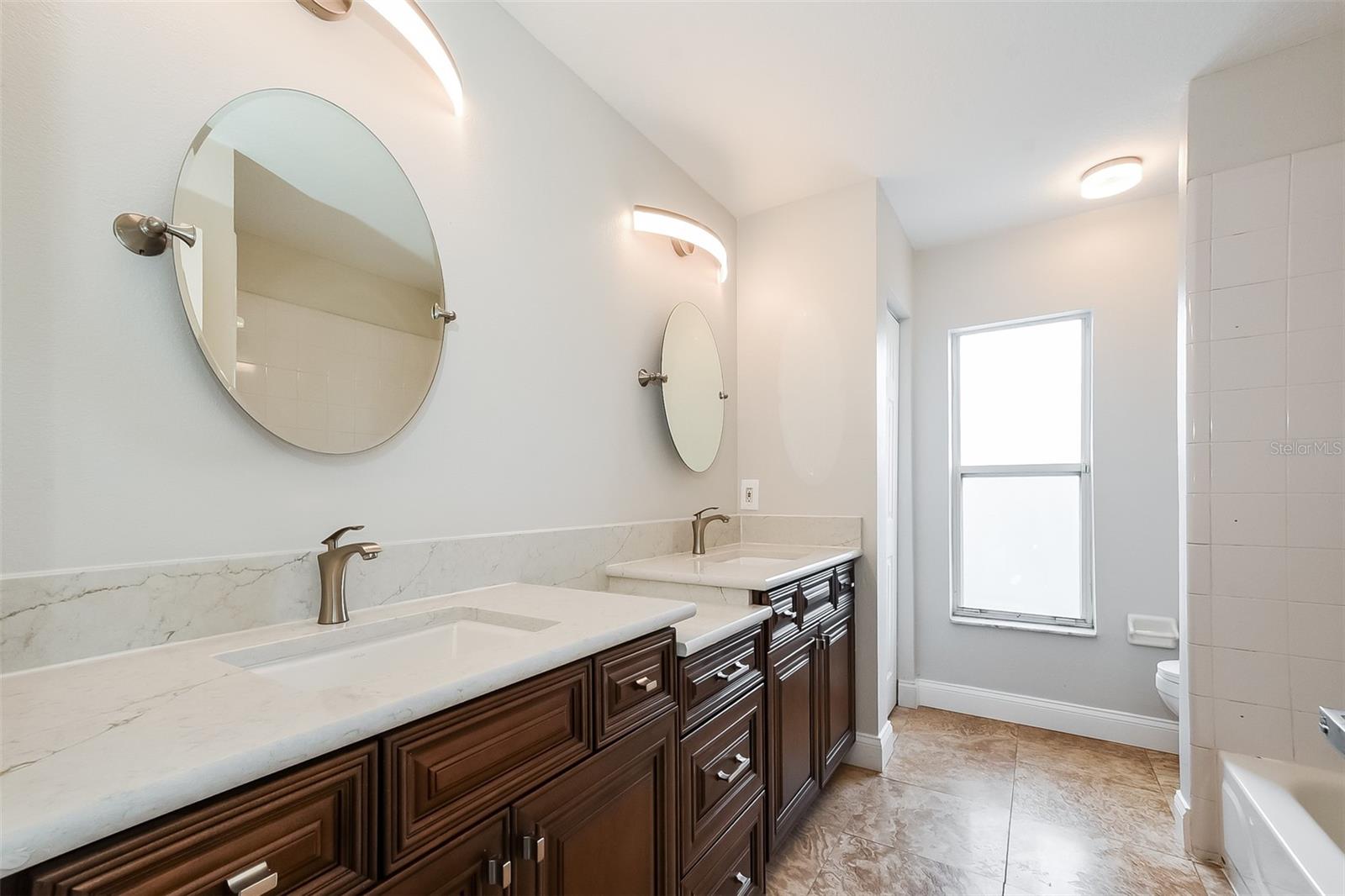 176 HANGING MOSS DR, OVIEDO, FL, 32765