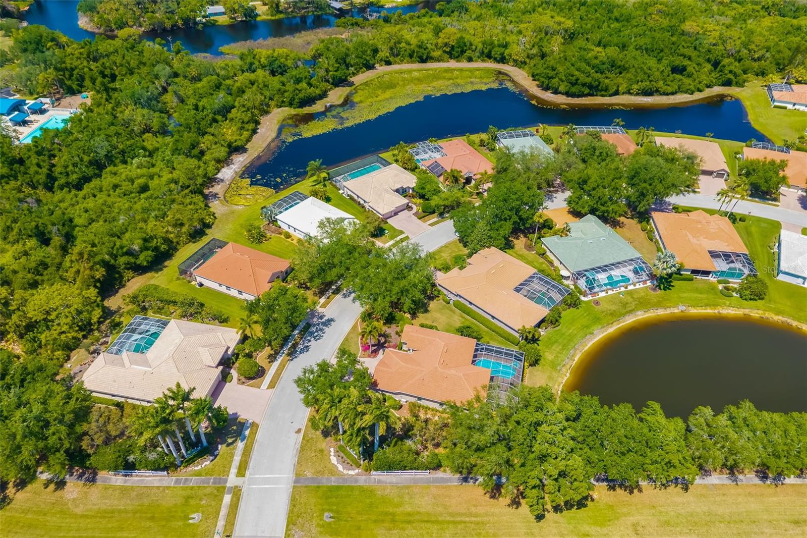 6413 GRAND POINT AVE, BRADENTON, FL, 34201