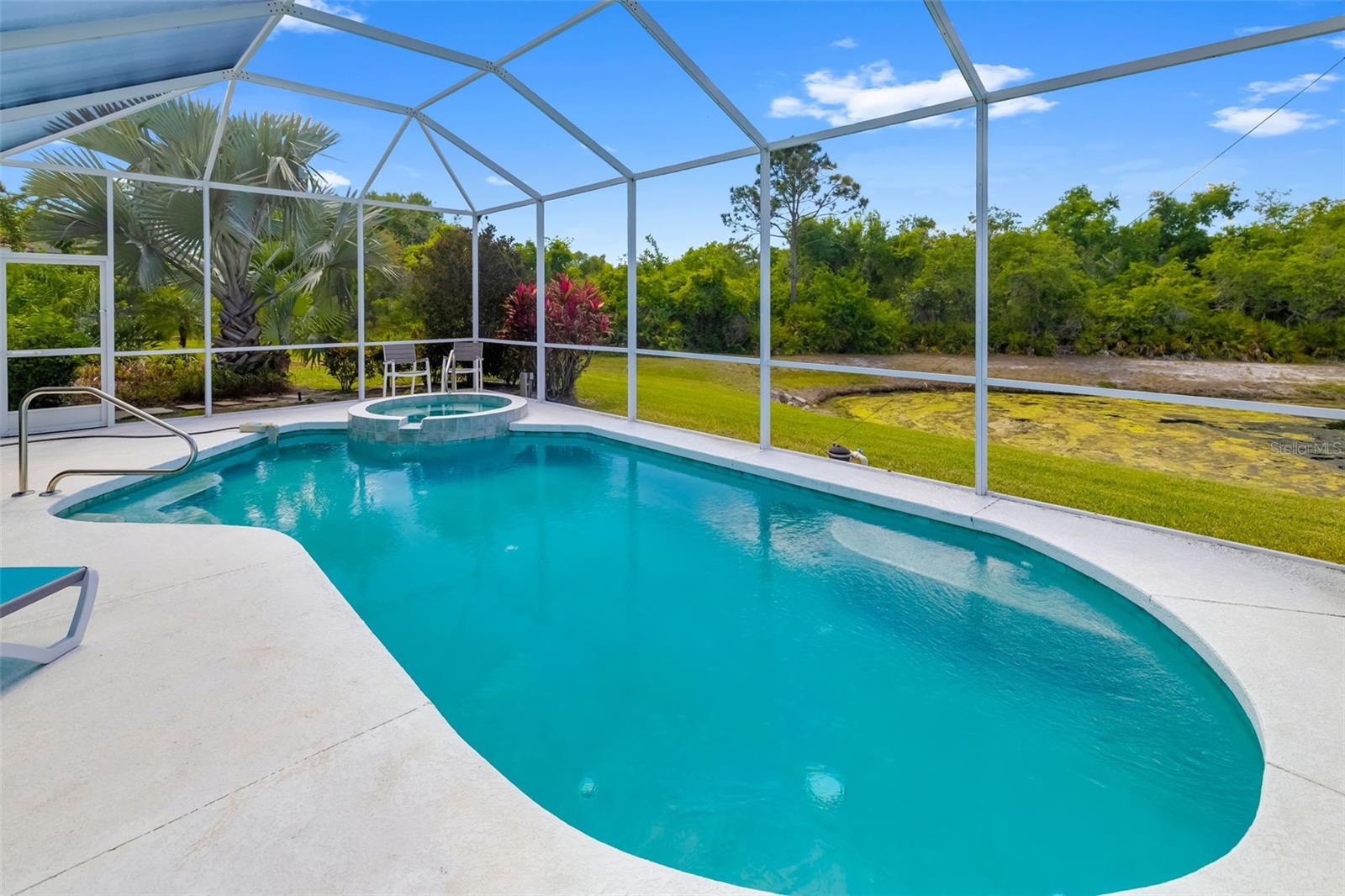 6413 GRAND POINT AVE, BRADENTON, FL, 34201