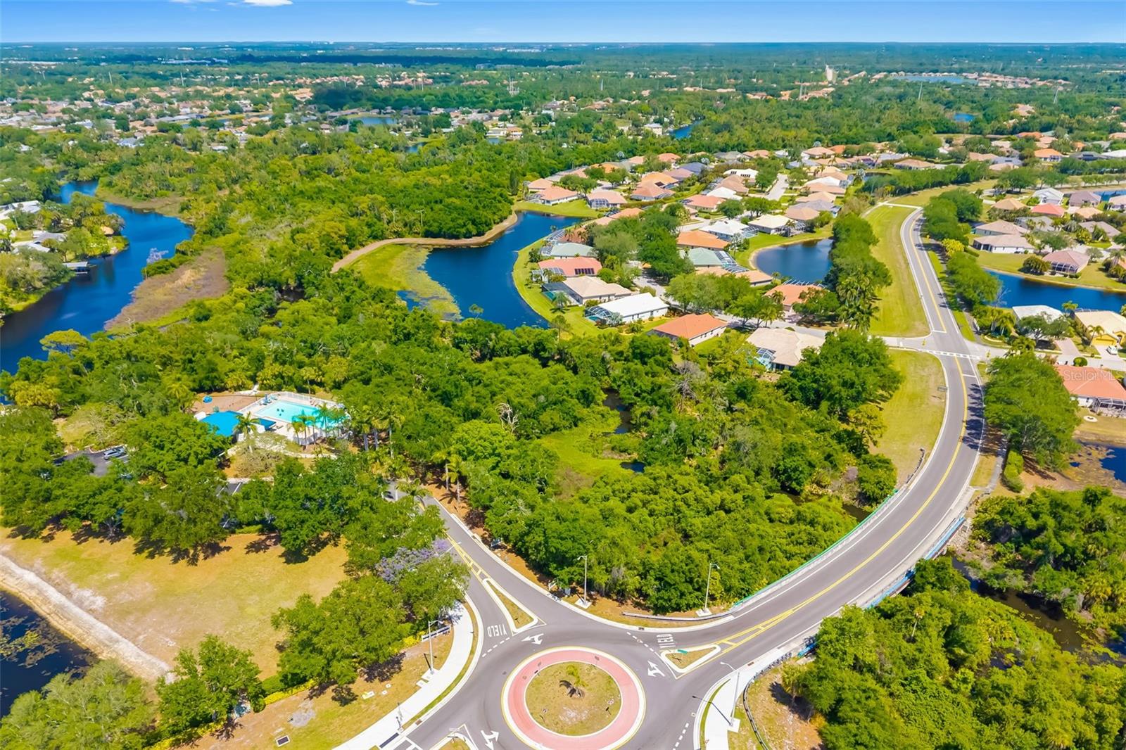 6413 GRAND POINT AVE, BRADENTON, FL, 34201