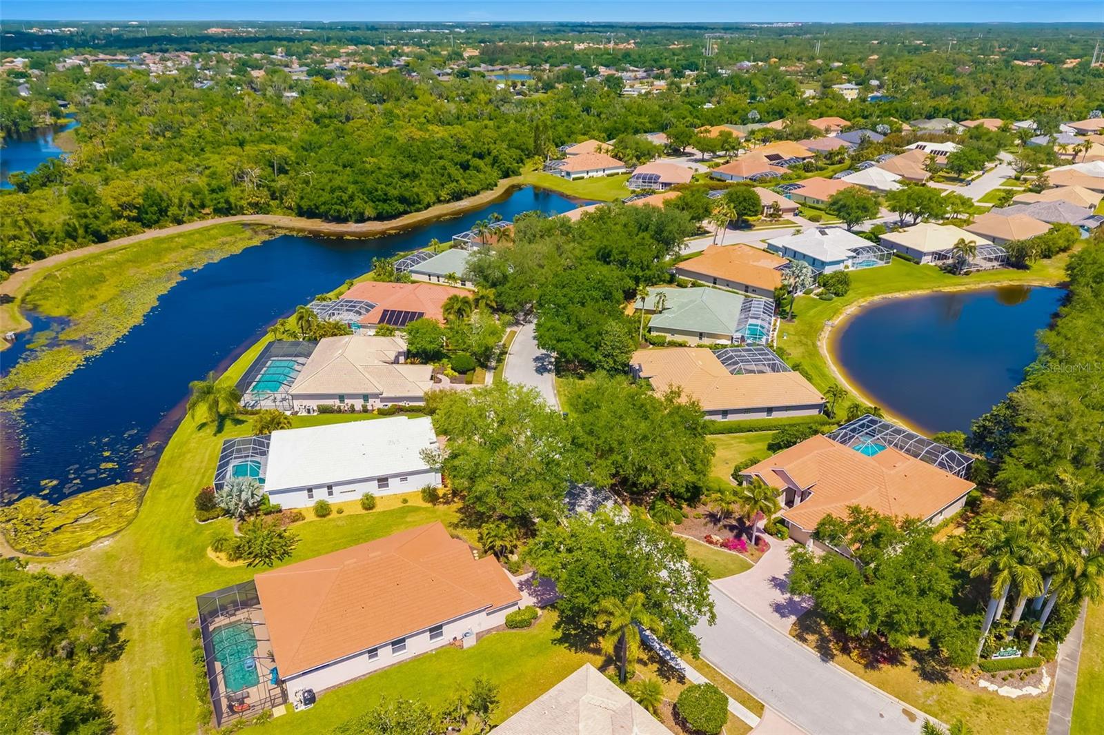 6413 GRAND POINT AVE, BRADENTON, FL, 34201