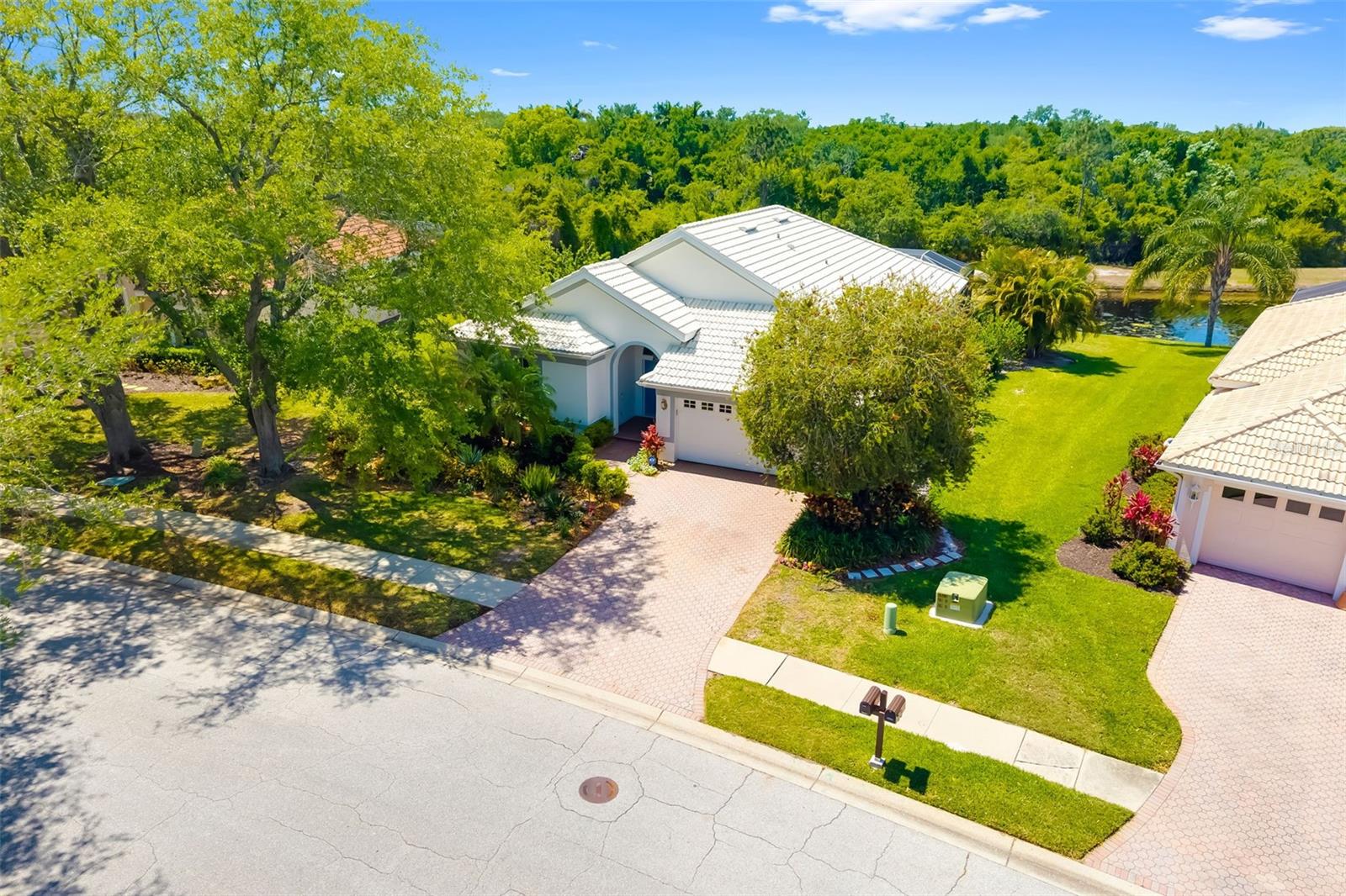 6413 GRAND POINT AVE, BRADENTON, FL, 34201