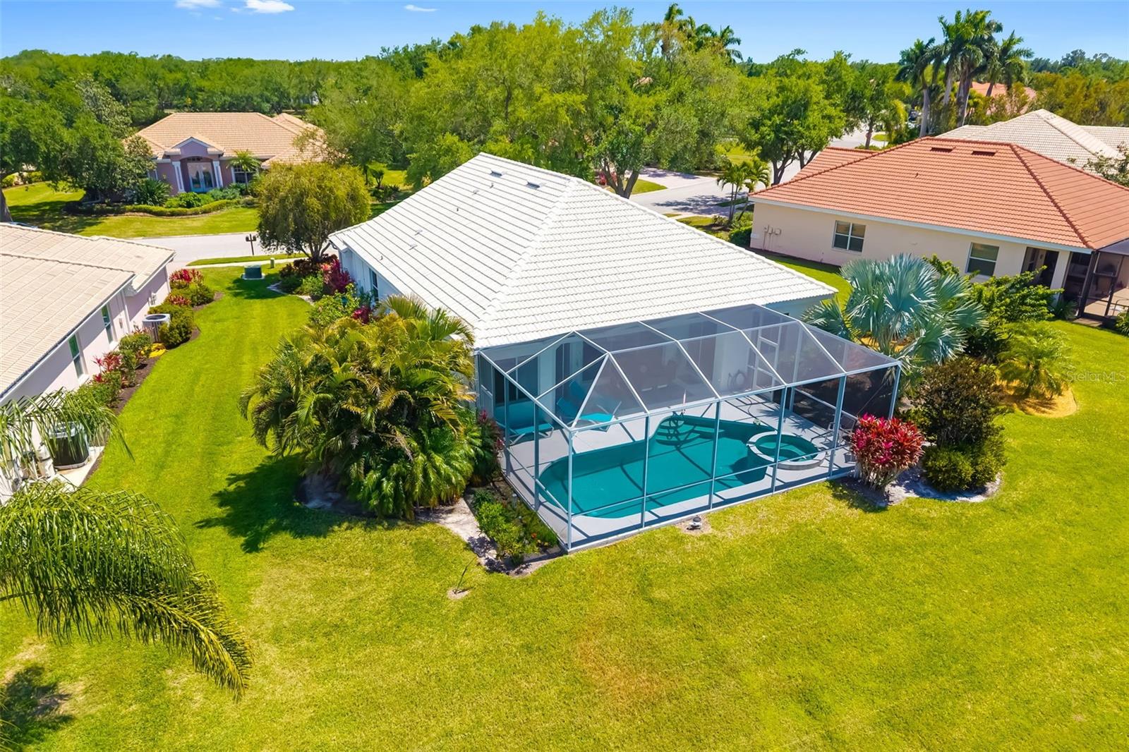 6413 GRAND POINT AVE, BRADENTON, FL, 34201