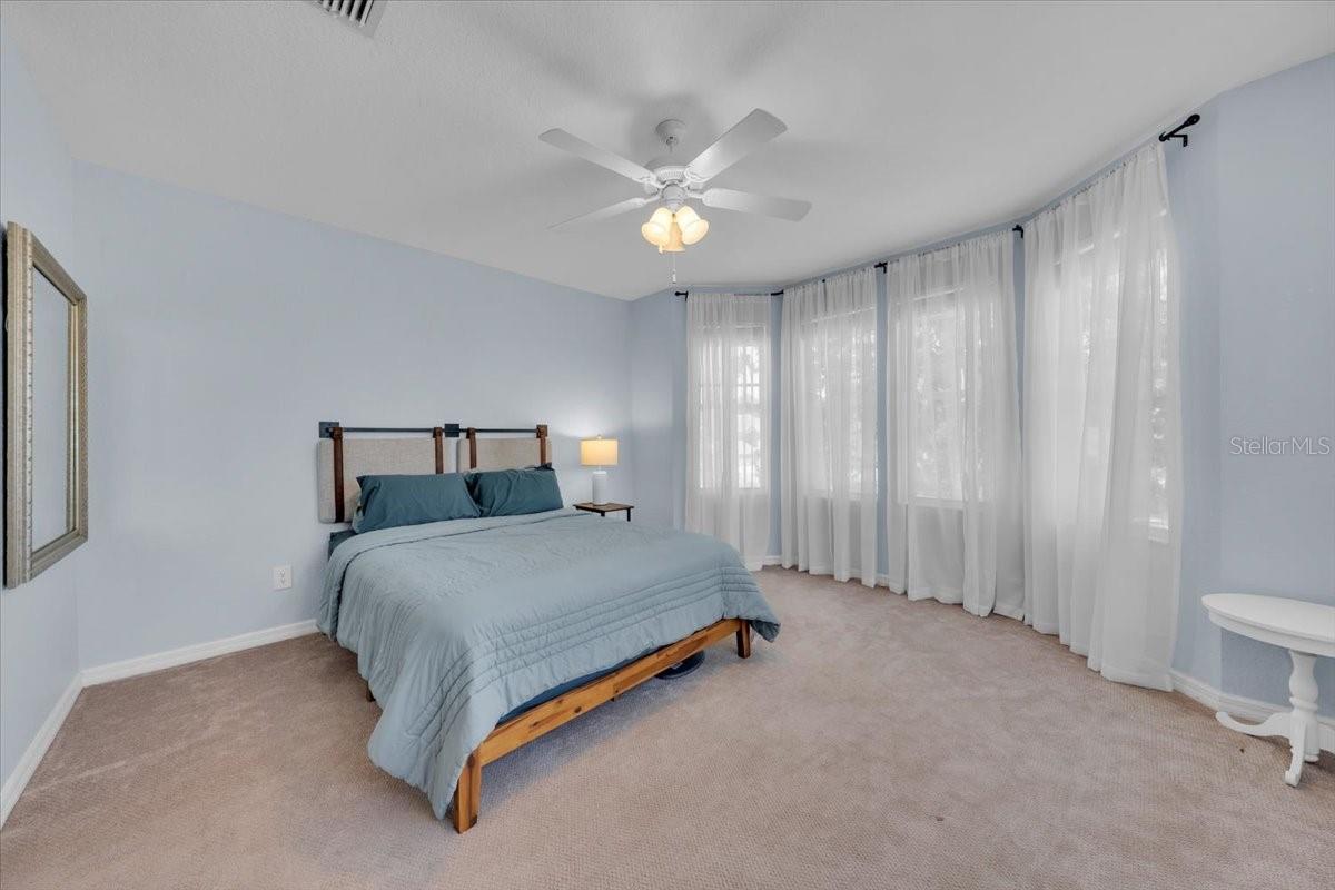 5913 FLATWOODS MANOR CIR, LITHIA, FL, 33547