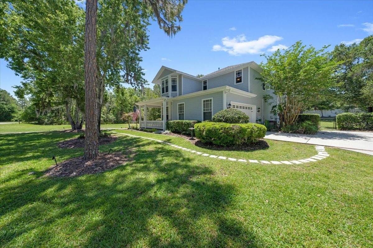5913 FLATWOODS MANOR CIR, LITHIA, FL, 33547