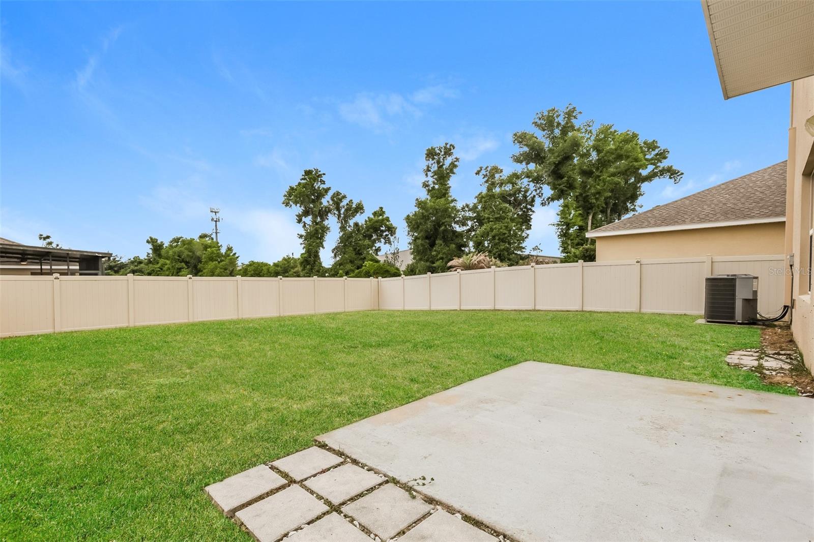 9529 SUNSTONE BLVD, THONOTOSASSA, FL, 33592