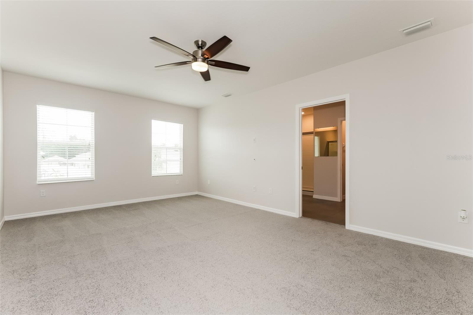 9529 SUNSTONE BLVD, THONOTOSASSA, FL, 33592