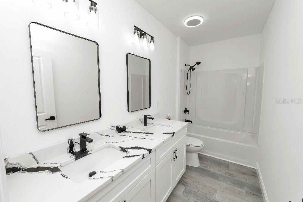 1115 N SWINDELL AVE, LAKELAND, FL, 33805