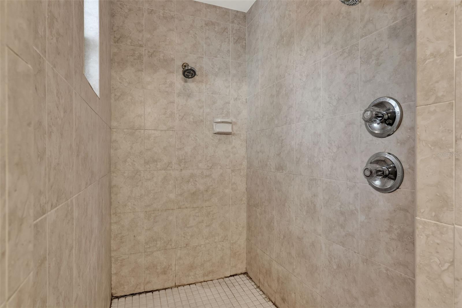 417 N TAMPA AVE, ORLANDO, FL, 32805