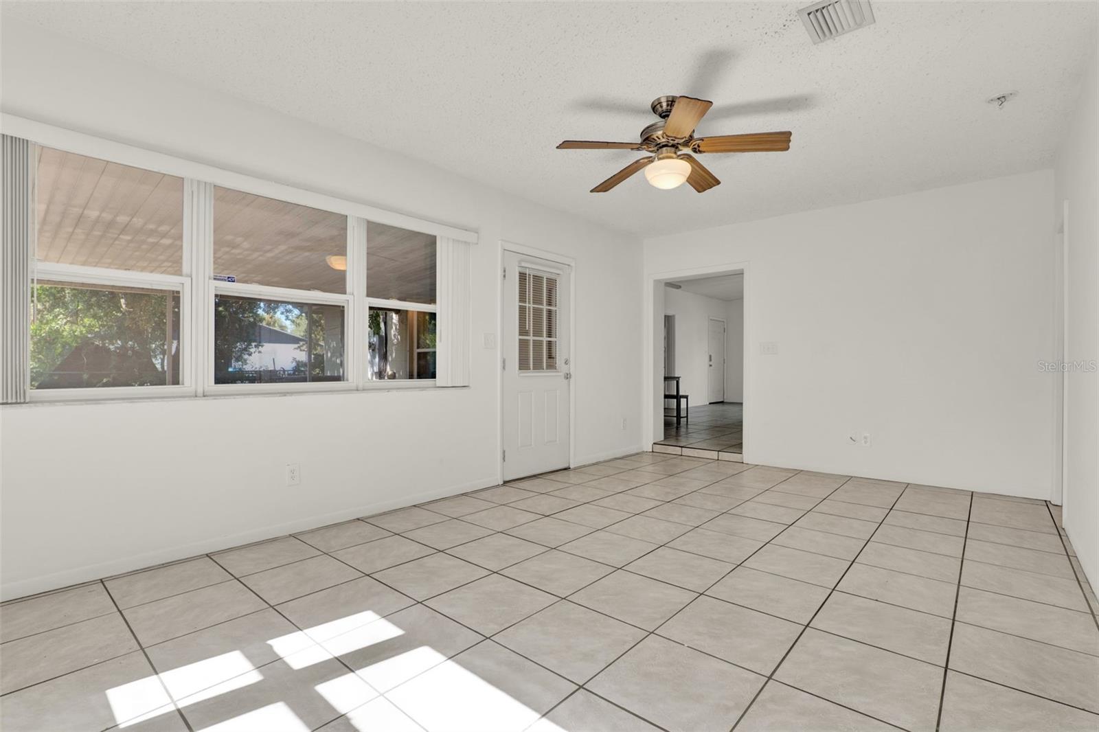 417 N TAMPA AVE, ORLANDO, FL, 32805