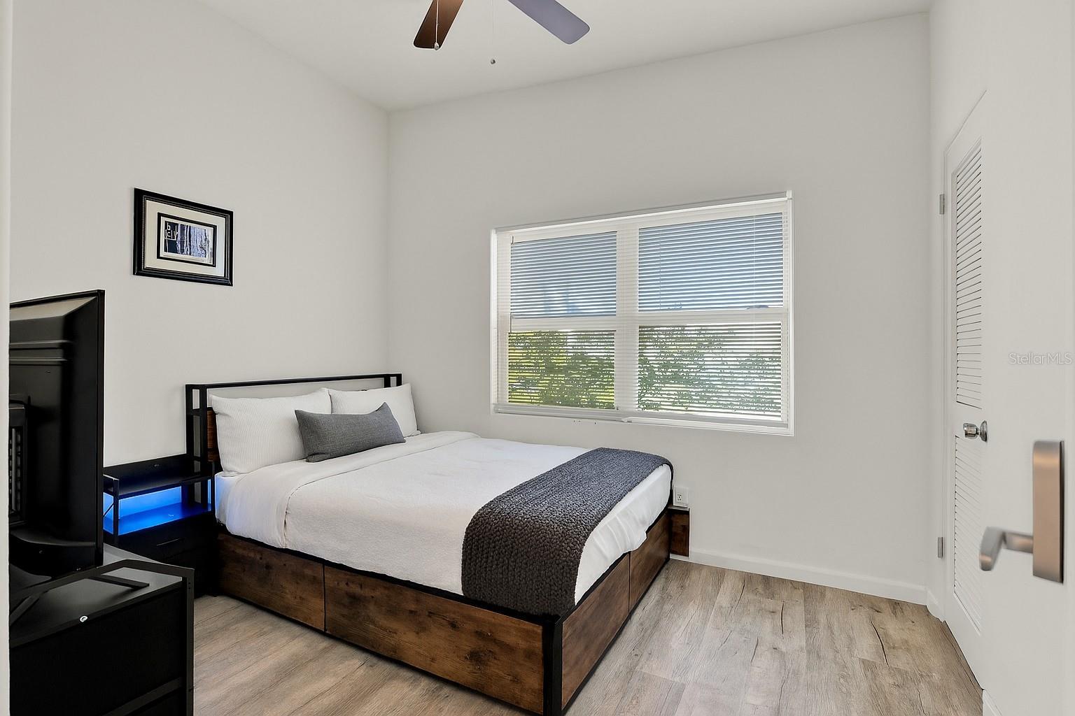 417 N TAMPA AVE, ORLANDO, FL, 32805