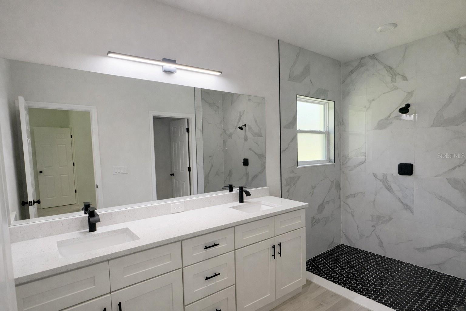 8665 N ZURICH WAY, DUNNELLON, FL, 34434