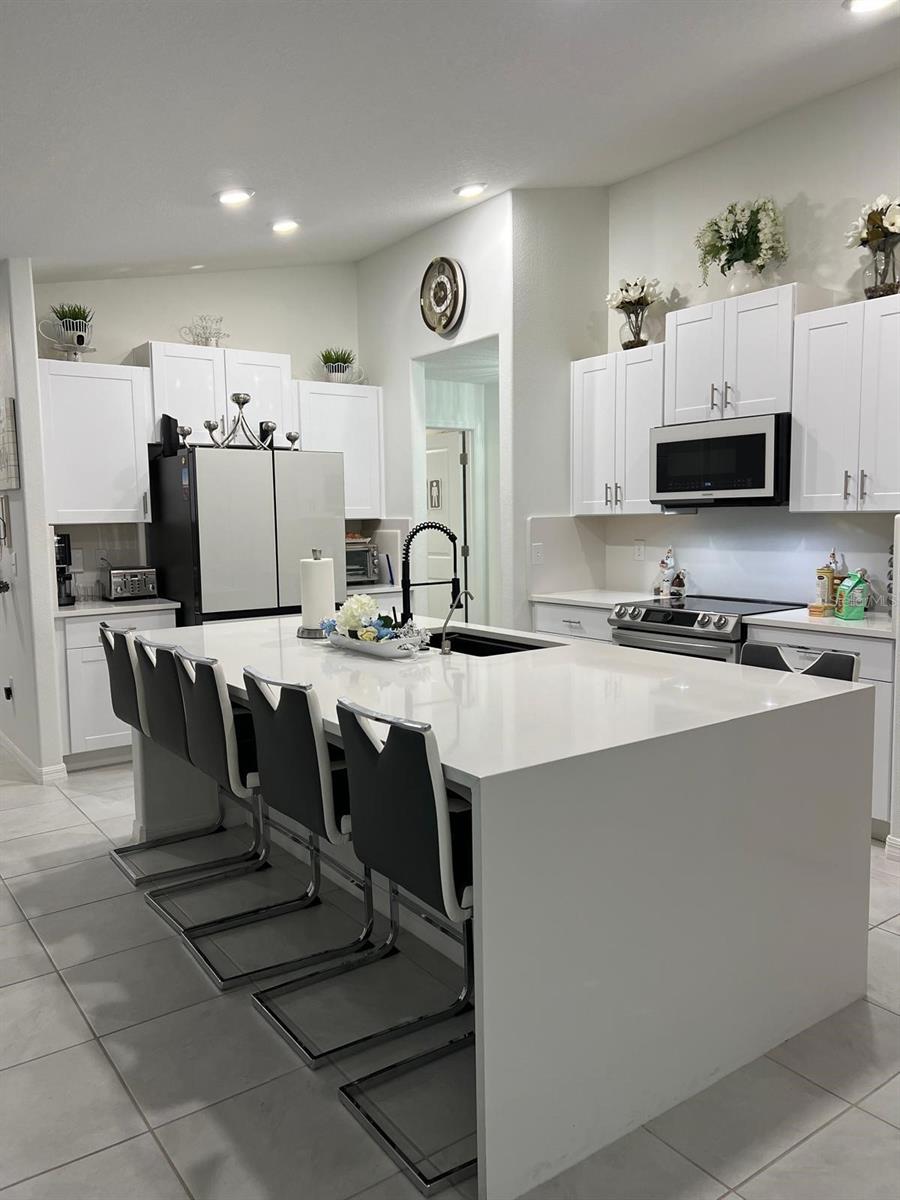 7111 AMELIA COVE CT, SUN CITY CENTER, FL, 33573