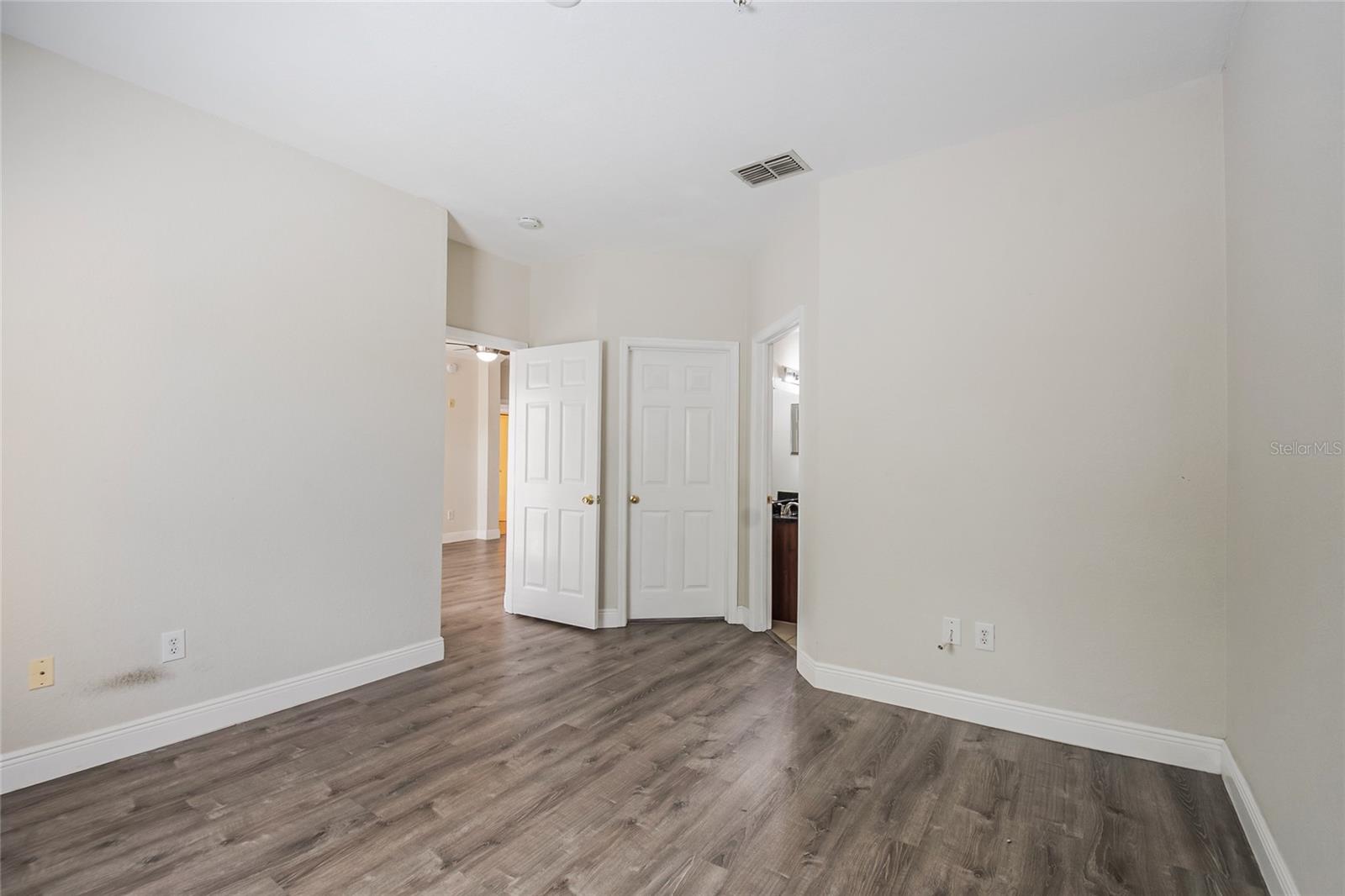 3611 CONROY RD #835, ORLANDO, FL, 32839