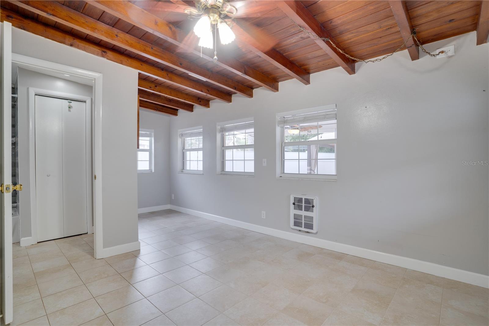 1533 SUFFOLK ST N, ST PETERSBURG, FL, 33710