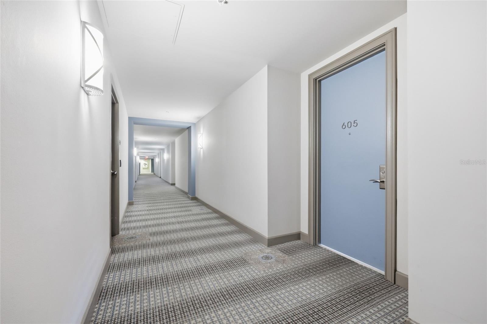 100 S EOLA DR #605, ORLANDO, FL, 32801