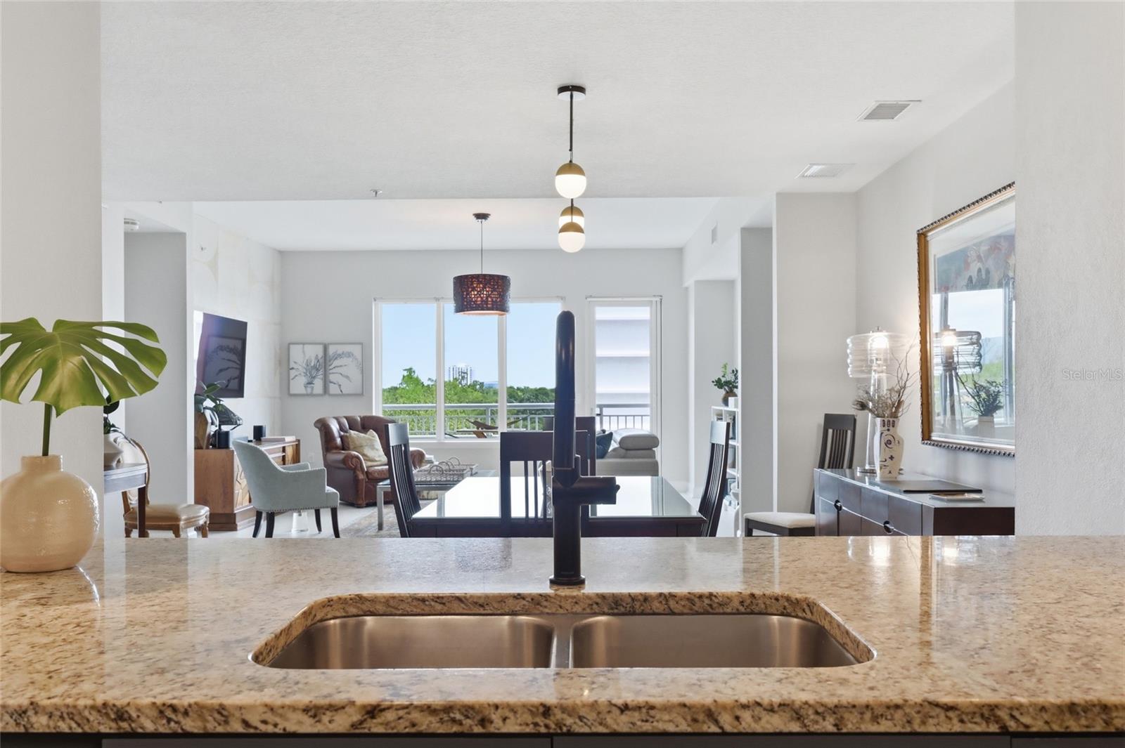 100 S EOLA DR #605, ORLANDO, FL, 32801