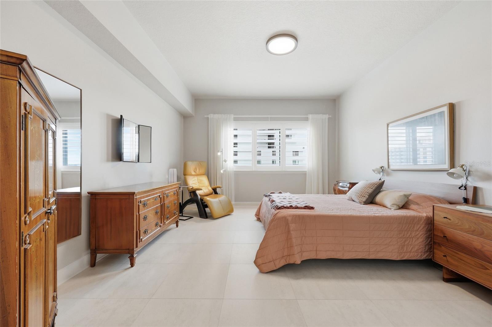 100 S EOLA DR #605, ORLANDO, FL, 32801