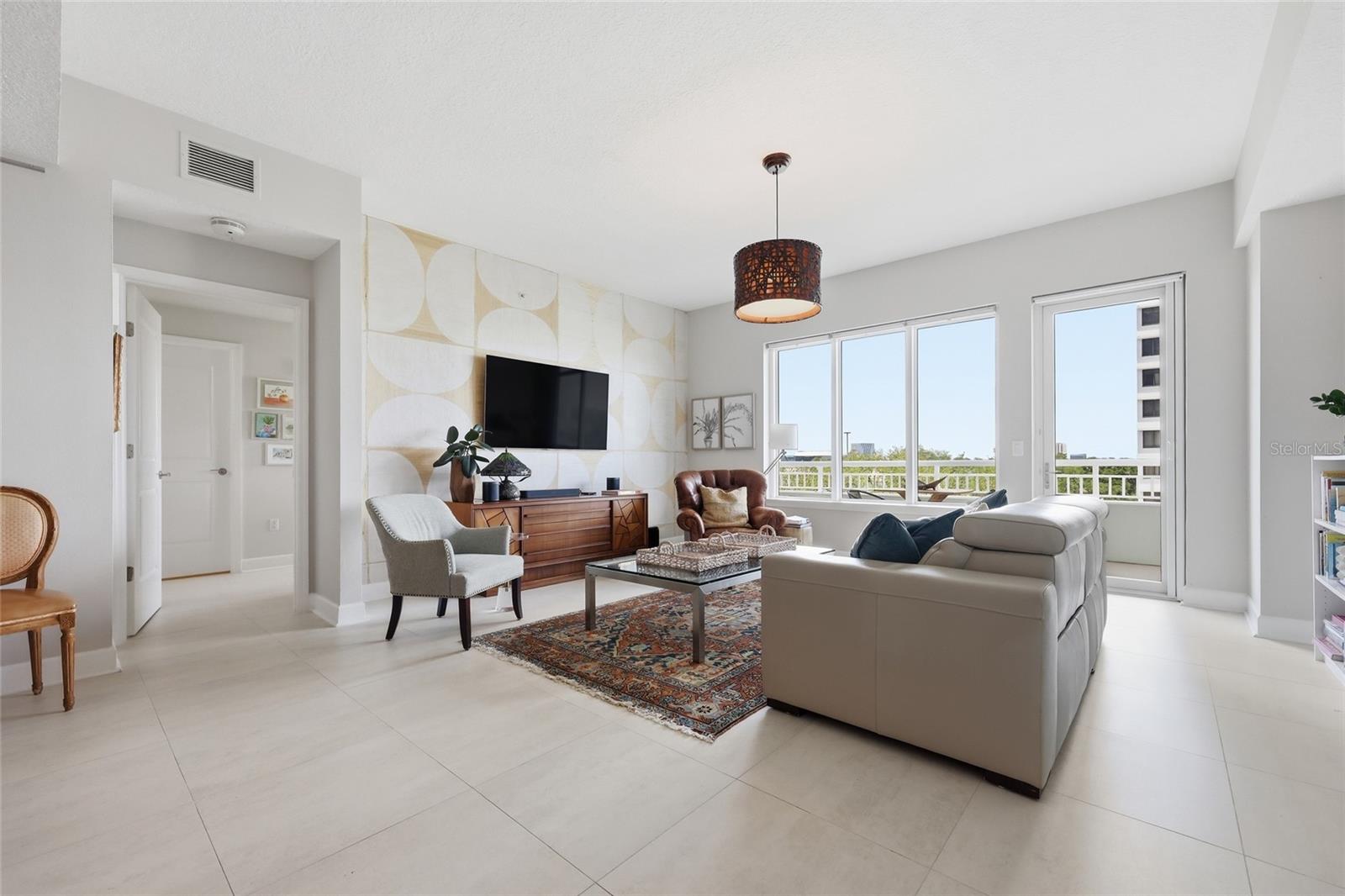 100 S EOLA DR #605, ORLANDO, FL, 32801