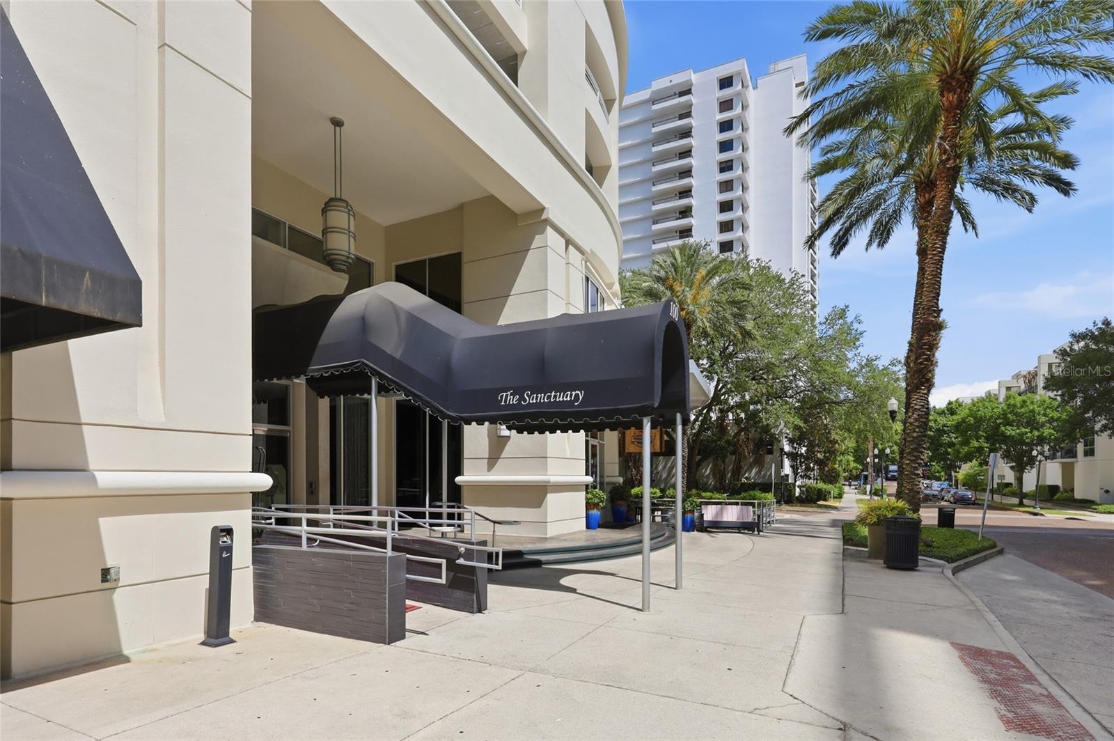 100 S EOLA DR #605, ORLANDO, FL, 32801