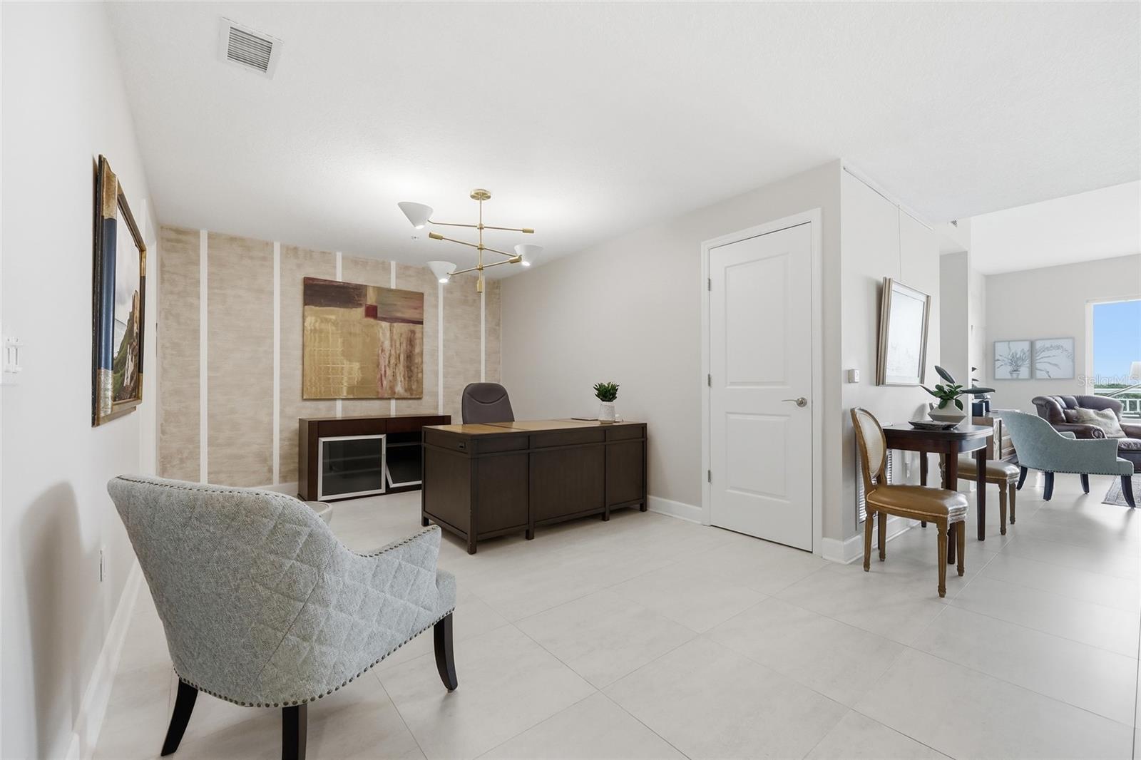 100 S EOLA DR #605, ORLANDO, FL, 32801