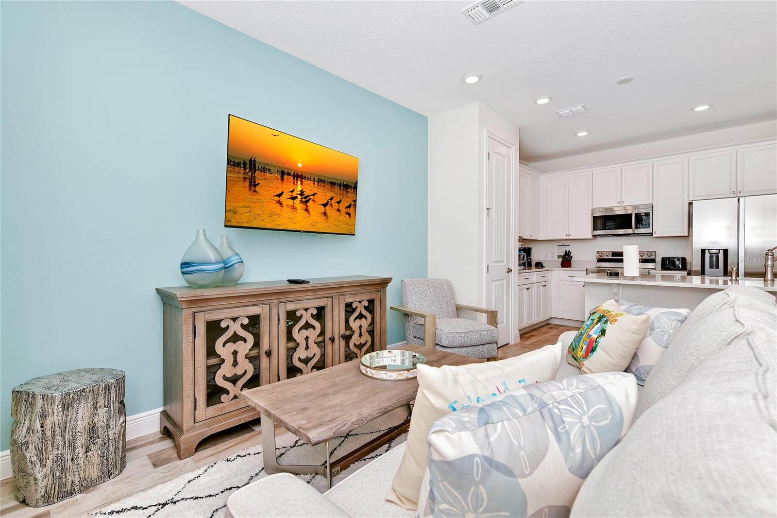 2956 ON THE ROCKS, KISSIMMEE, FL, 34747