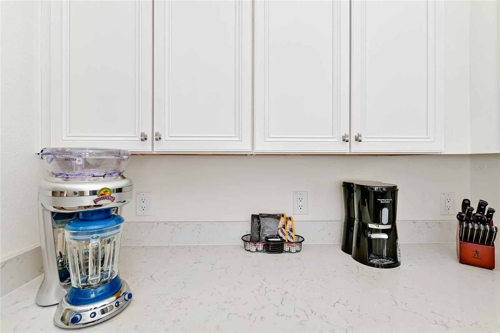 2956 ON THE ROCKS, KISSIMMEE, FL, 34747