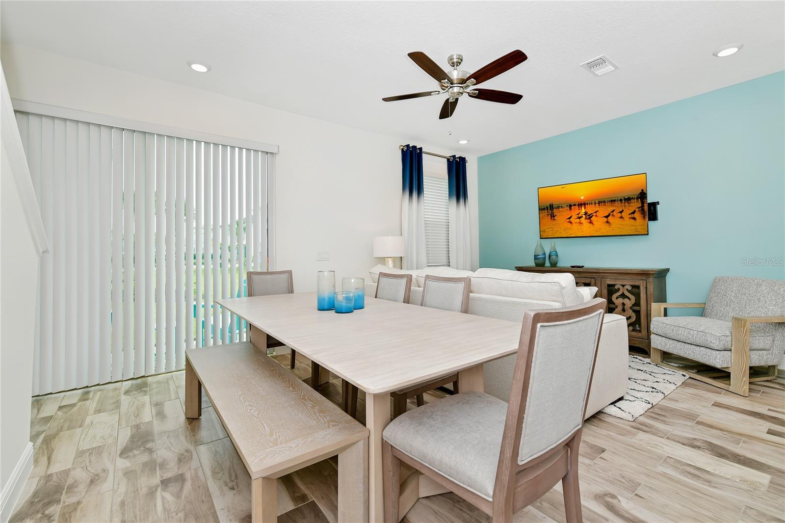 2956 ON THE ROCKS, KISSIMMEE, FL, 34747