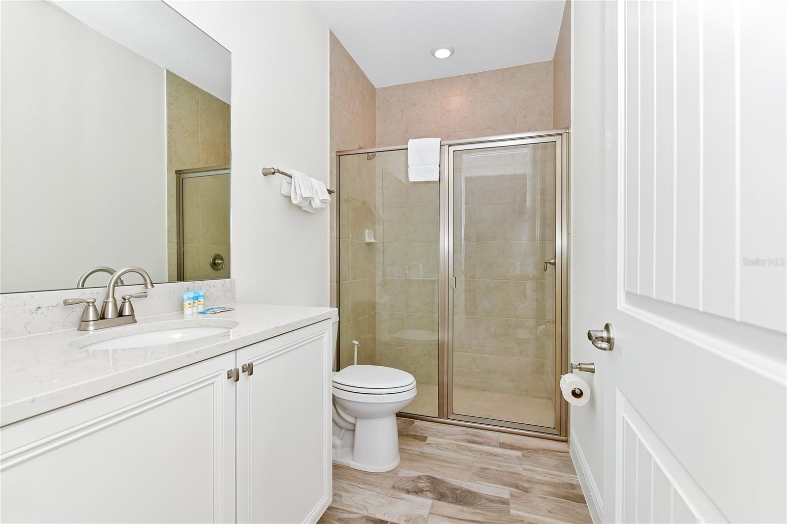 2956 ON THE ROCKS, KISSIMMEE, FL, 34747