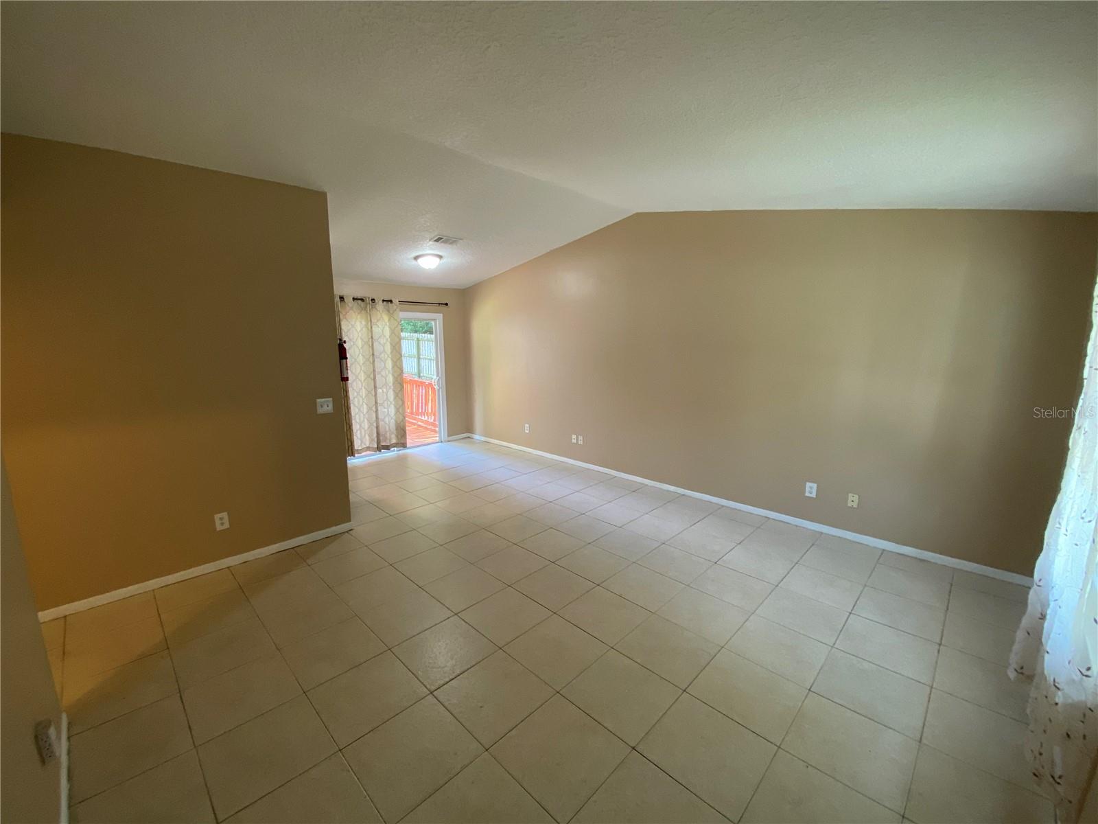 920 BEAU CT, ORANGE CITY, FL, 32763