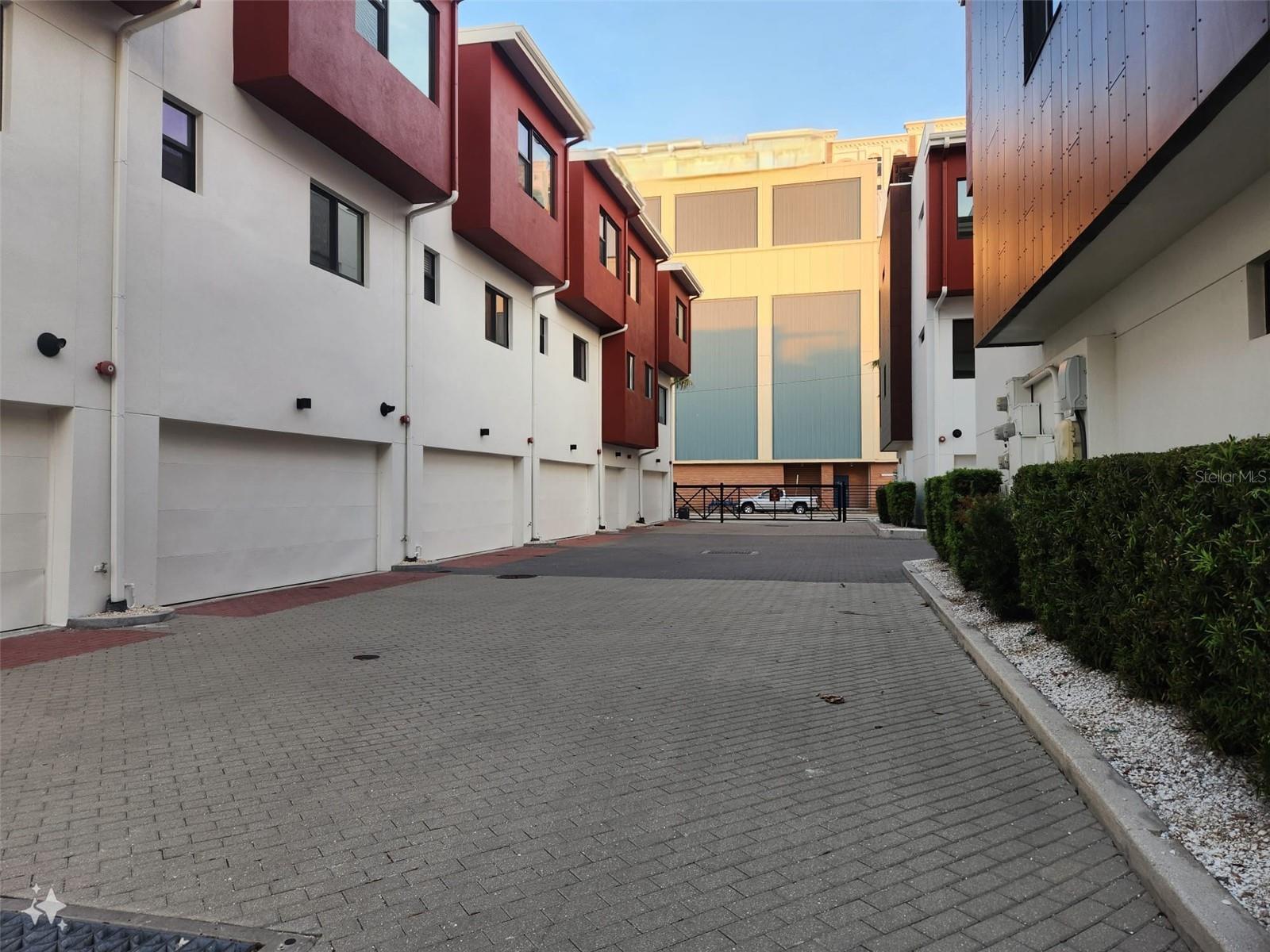 130 8TH ST N, ST PETERSBURG, FL, 33701