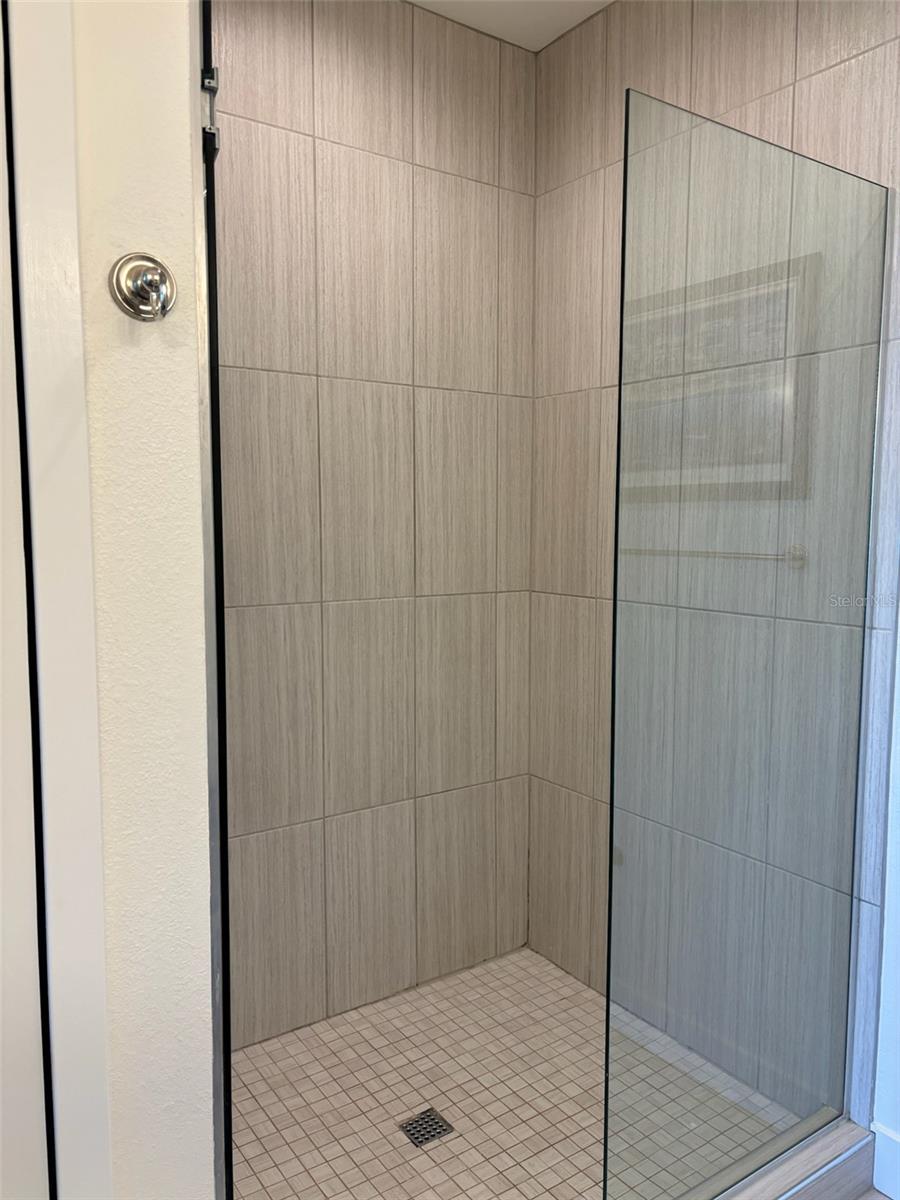 130 8TH ST N, ST PETERSBURG, FL, 33701