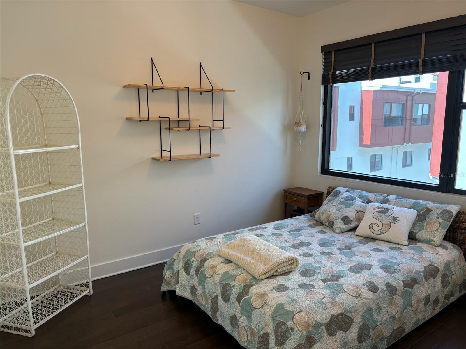 130 8TH ST N, ST PETERSBURG, FL, 33701