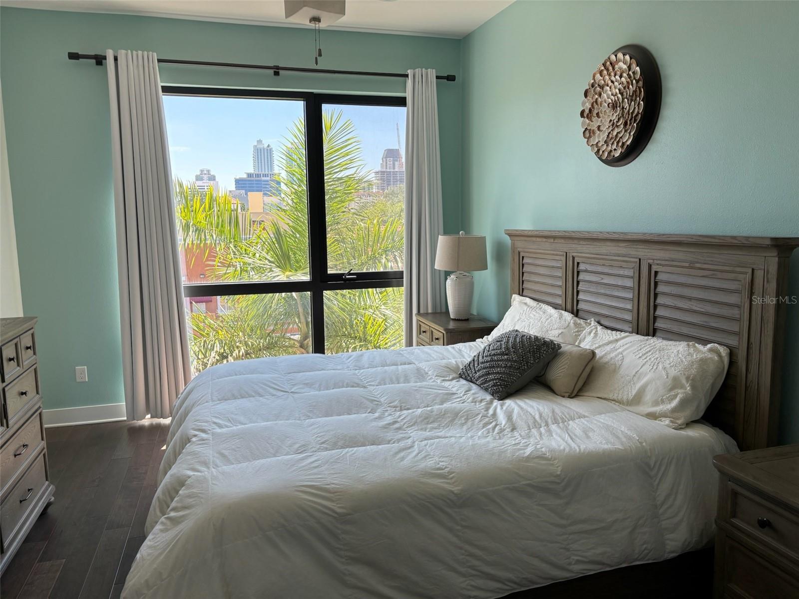 130 8TH ST N, ST PETERSBURG, FL, 33701