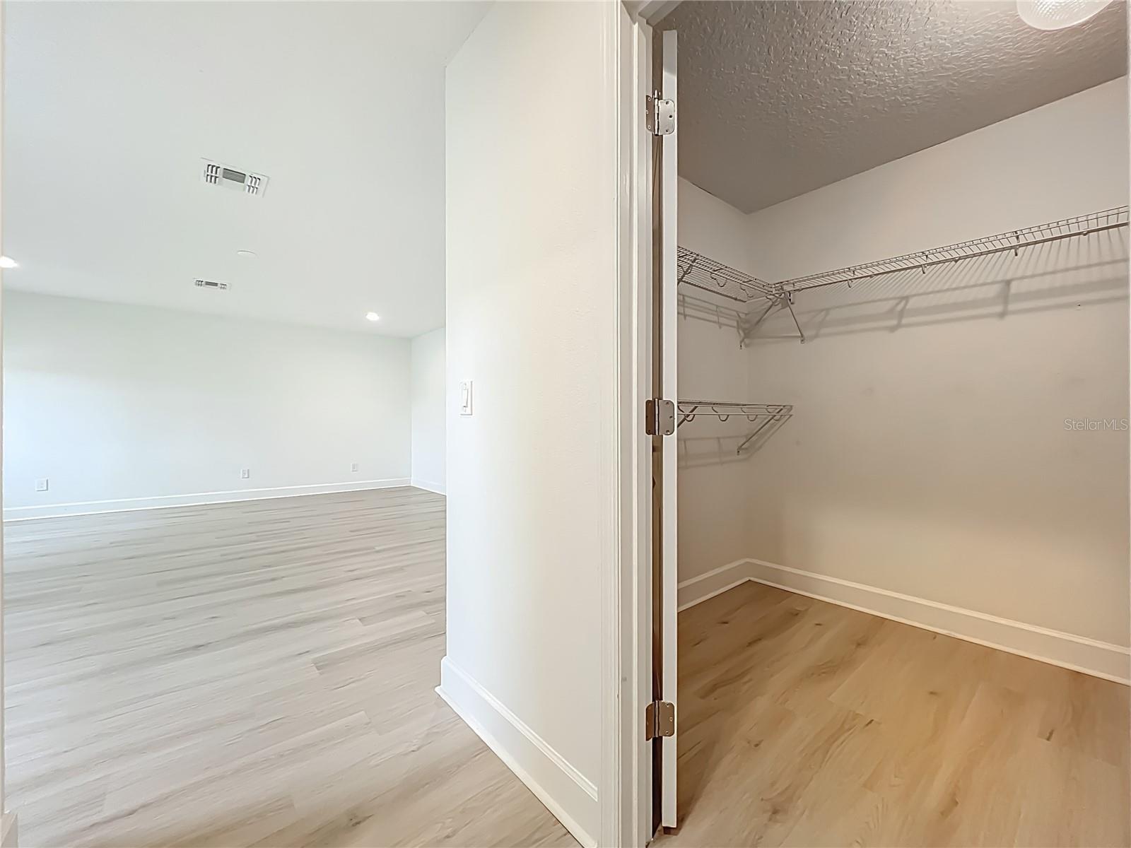 3392 BLUFF OAK, SANFORD, FL, 32771