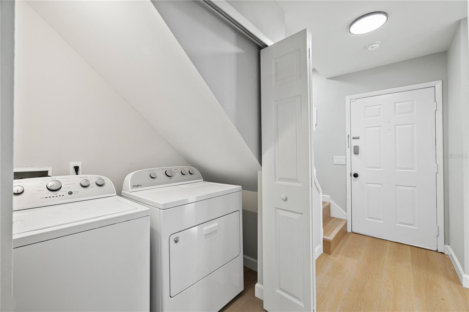 11757 WINDBOURNE CIR, ORLANDO, FL, 32837