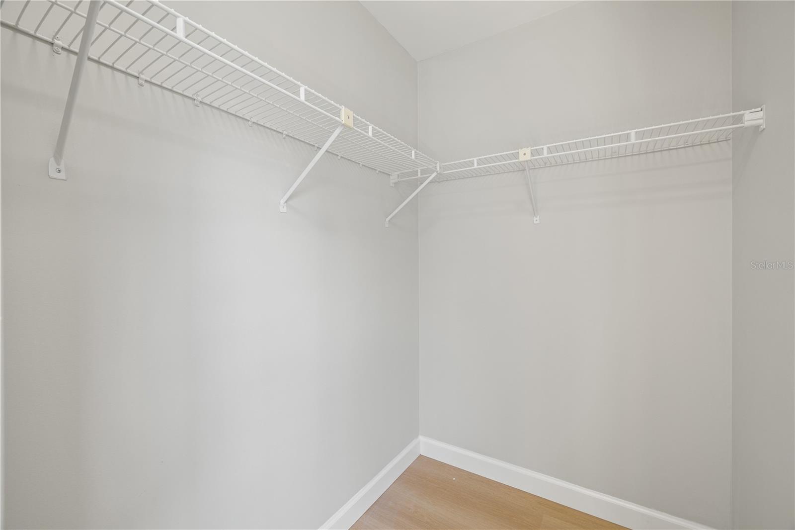 11757 WINDBOURNE CIR, ORLANDO, FL, 32837