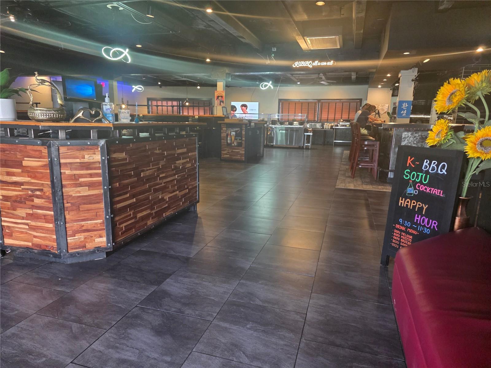 5101 E COLONIAL DR, ORLANDO, FL, 32803