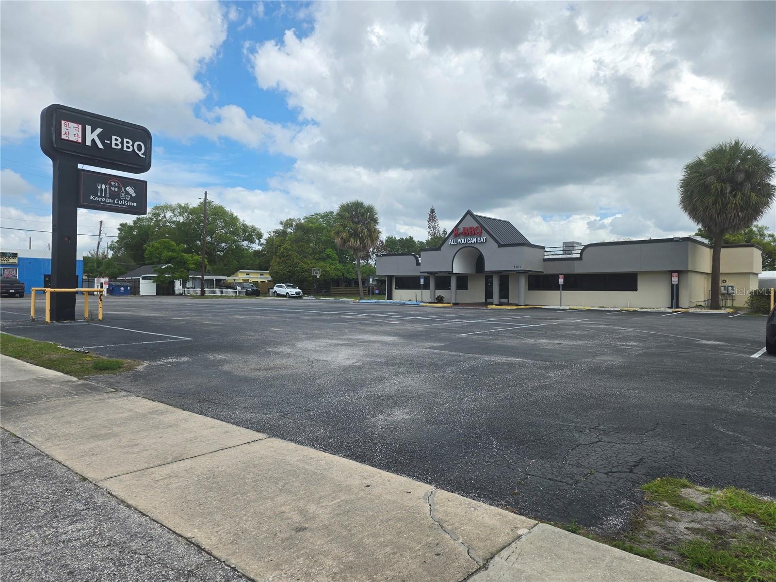 5101 E COLONIAL DR, ORLANDO, FL, 32803