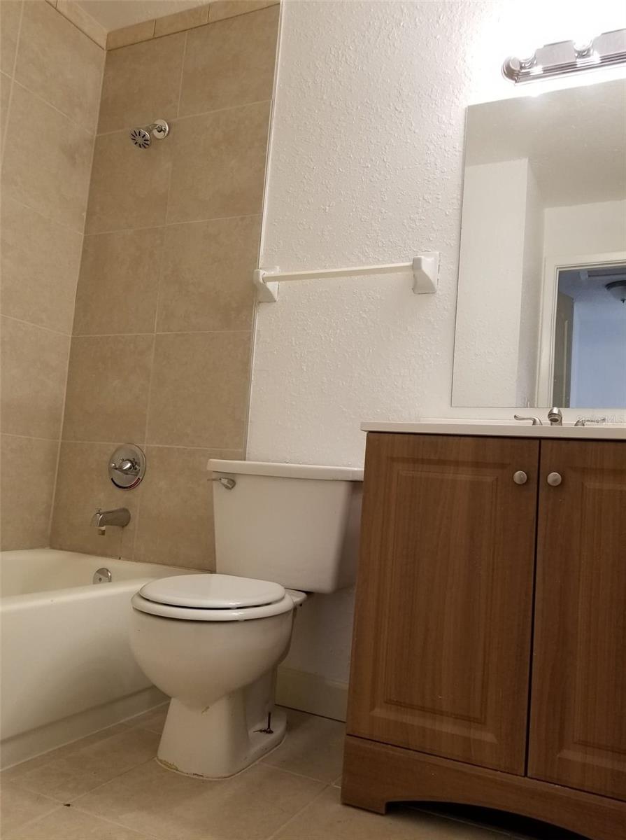 5134 TENNIS COURT CIR, TAMPA, FL, 33617