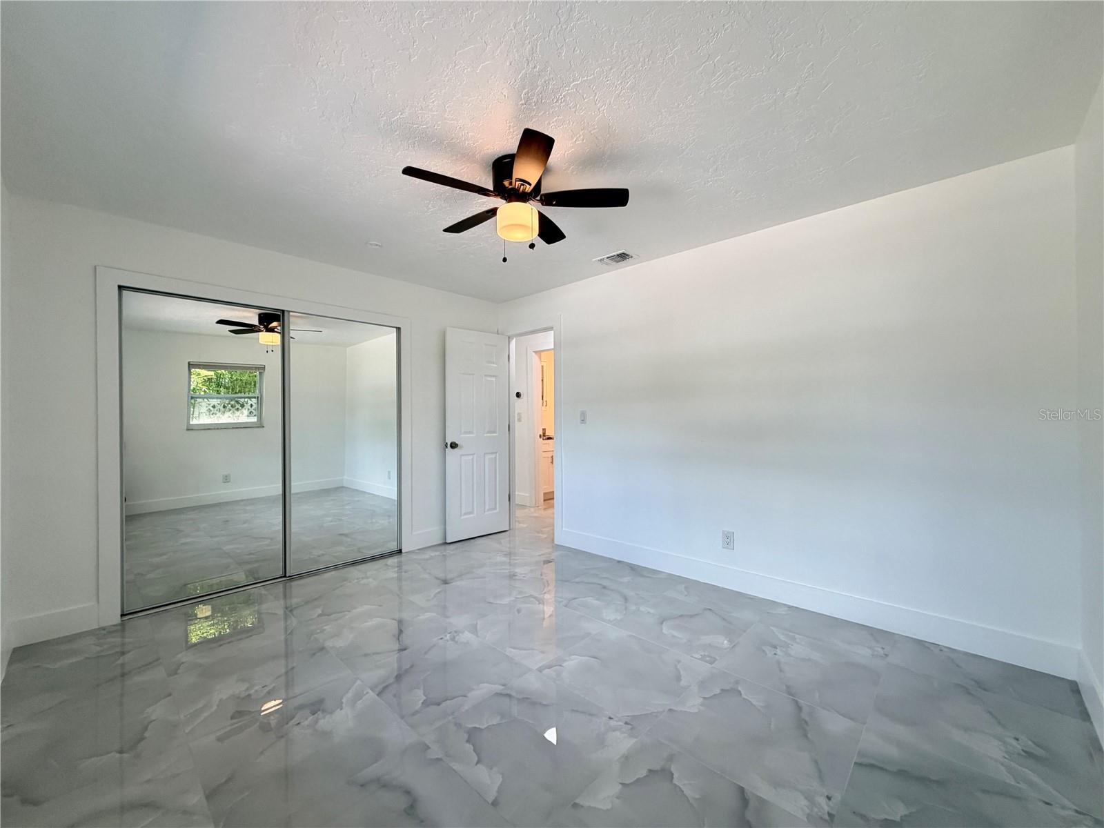 166 SW LINCOLN CIR N, ST PETERSBURG, FL, 33703