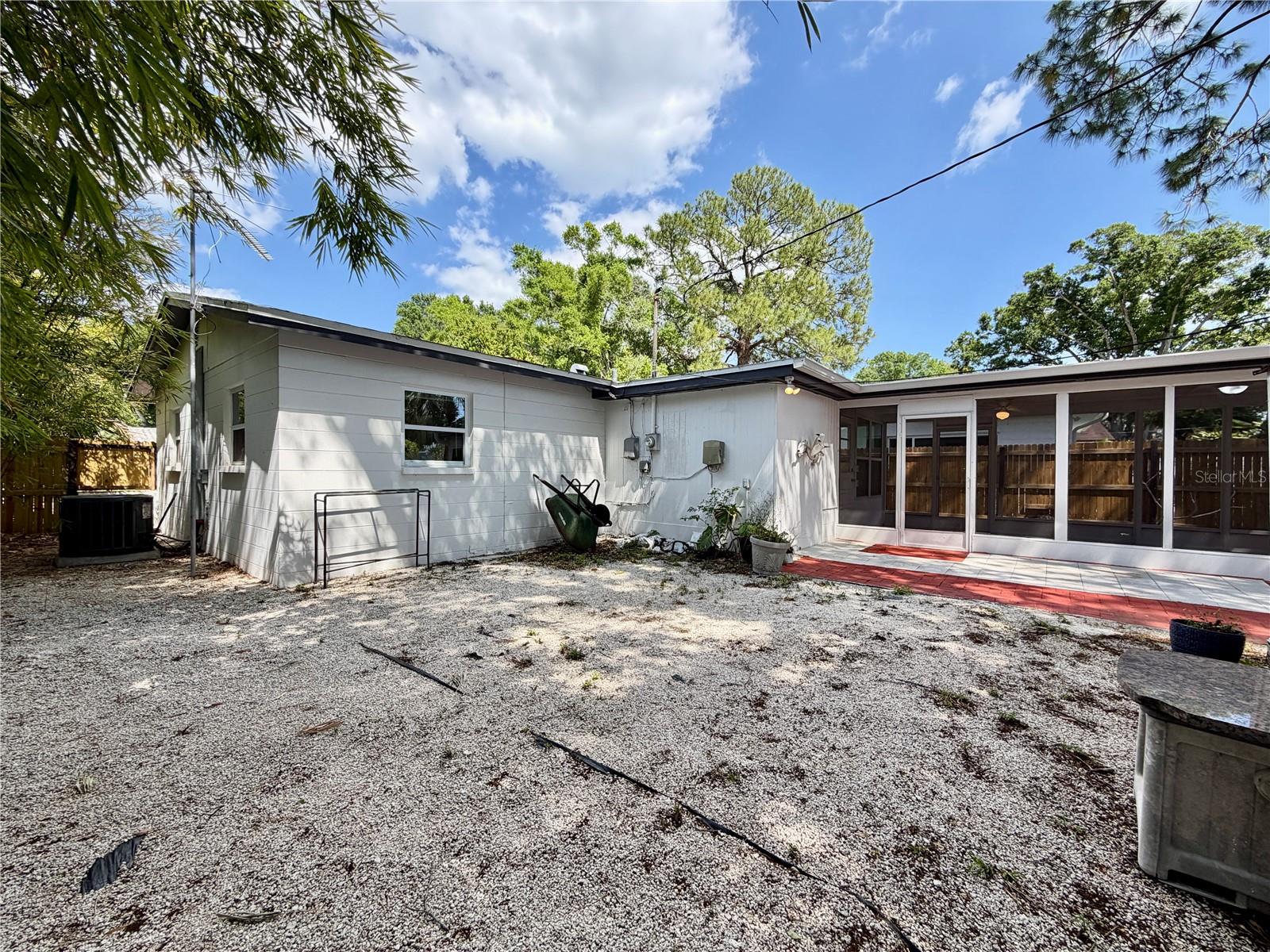 166 SW LINCOLN CIR N, ST PETERSBURG, FL, 33703