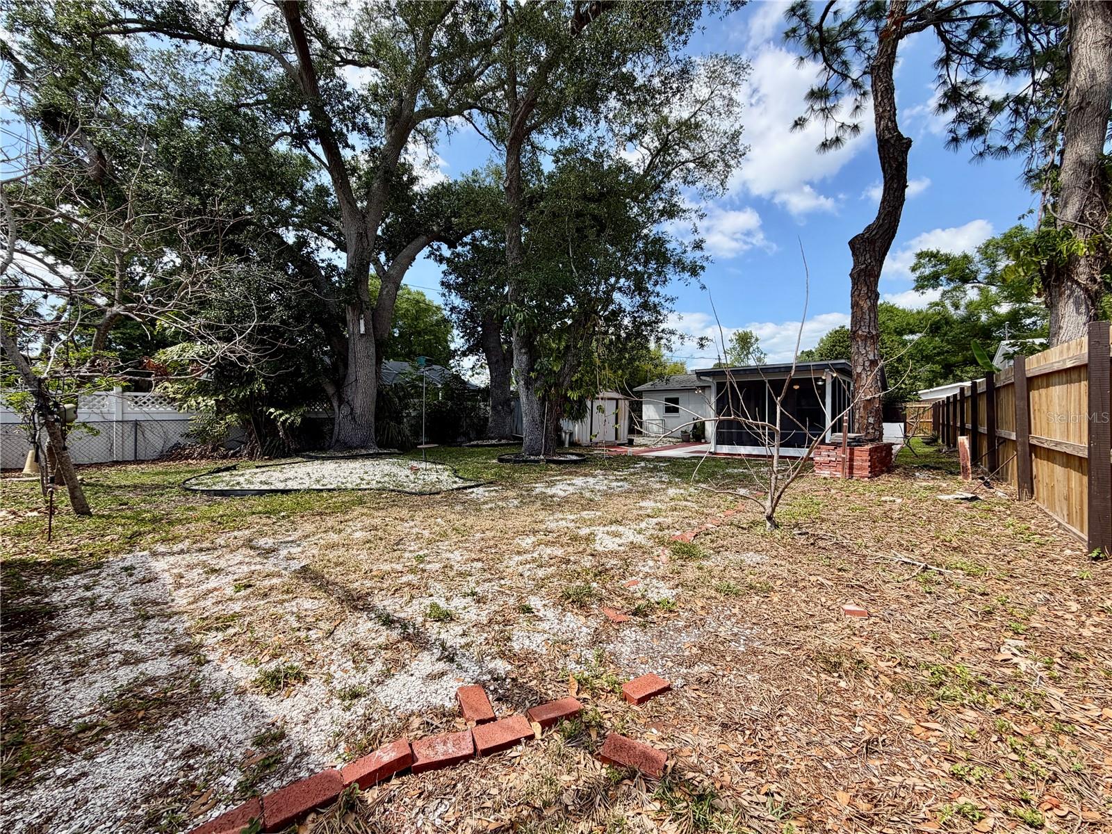 166 SW LINCOLN CIR N, ST PETERSBURG, FL, 33703