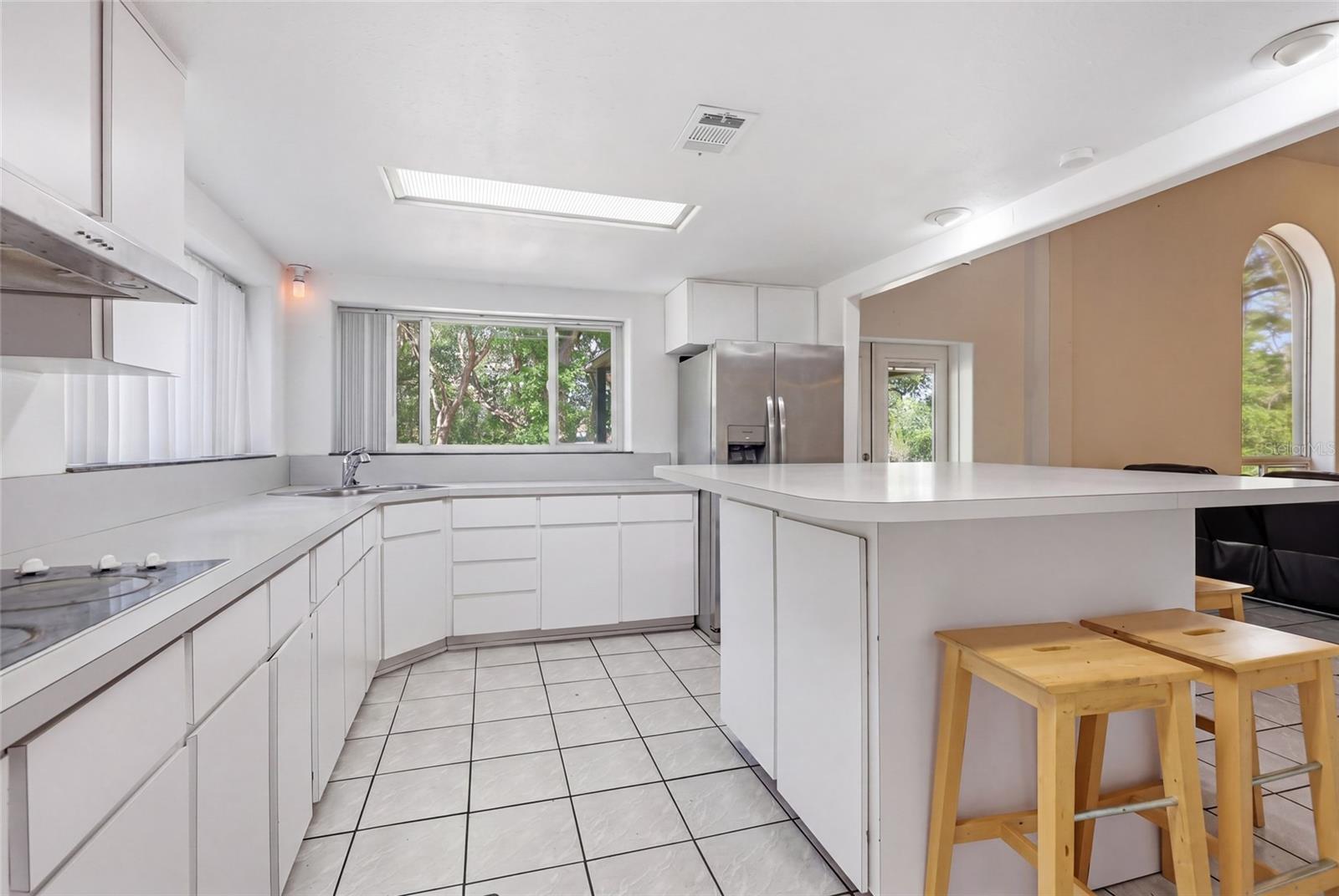 401 SE FALCON RD, BRANFORD, FL, 32008
