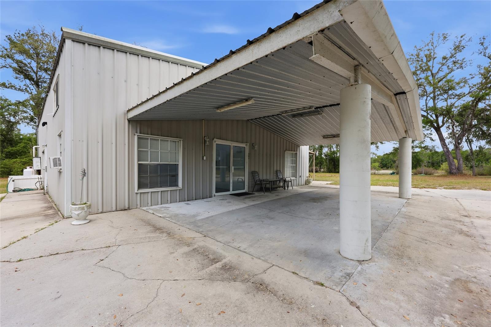 401 SE FALCON RD, BRANFORD, FL, 32008