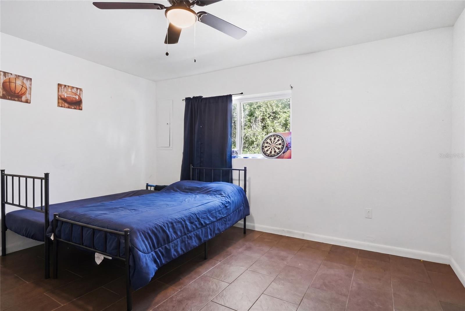 401 SE FALCON RD, BRANFORD, FL, 32008