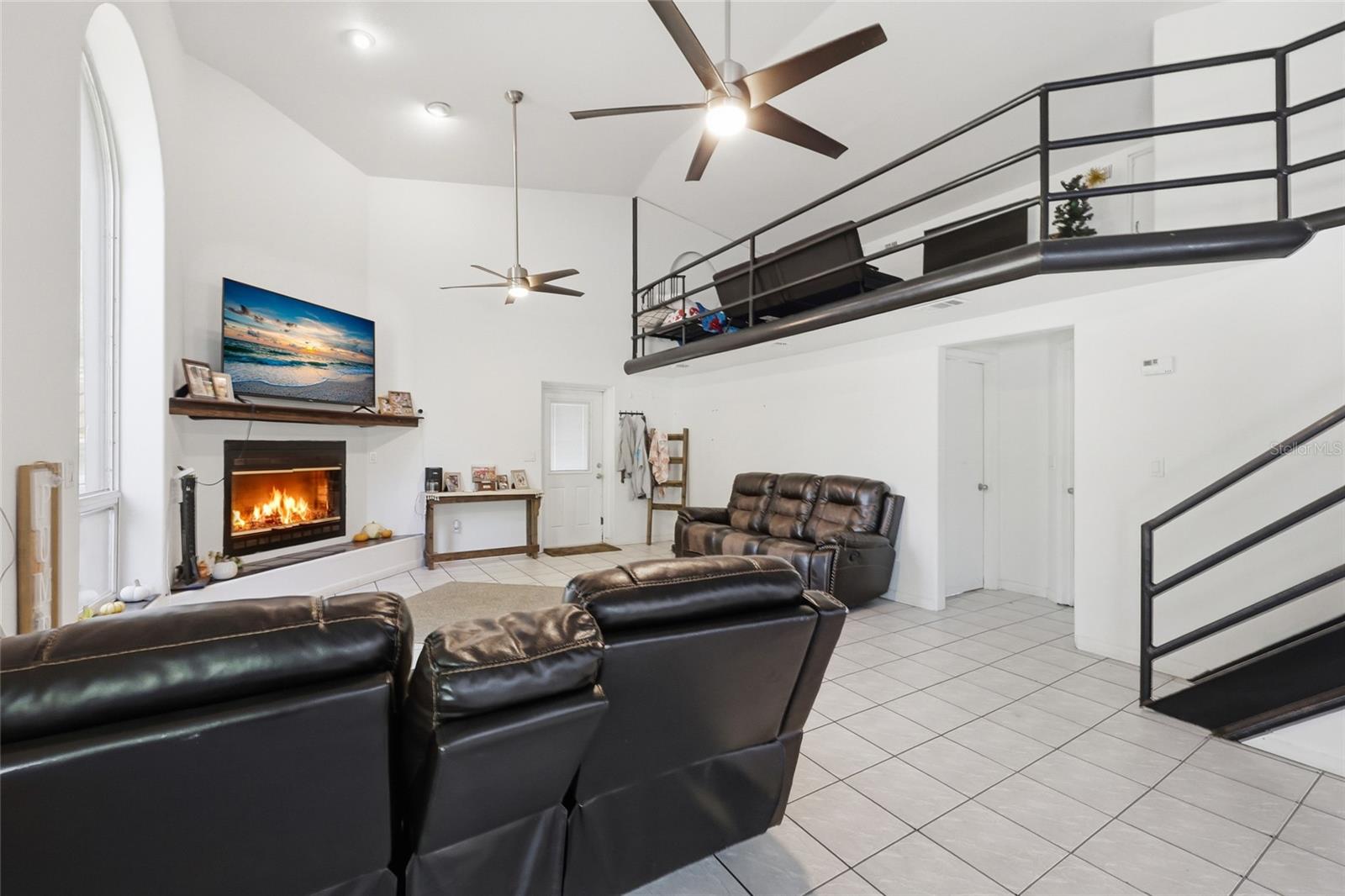 401 SE FALCON RD, BRANFORD, FL, 32008